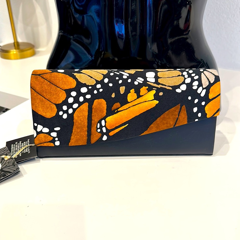 COPY - Pineda Covalin clutch